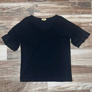 Piko 1988 Black Ruffle Sleeve Top